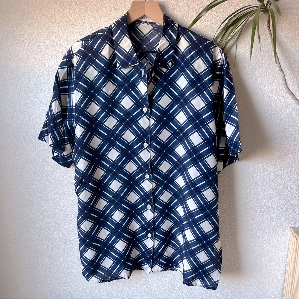 Vintage HIRCH geometric pattern short sleeve button down tunic shirt. Size 40/M